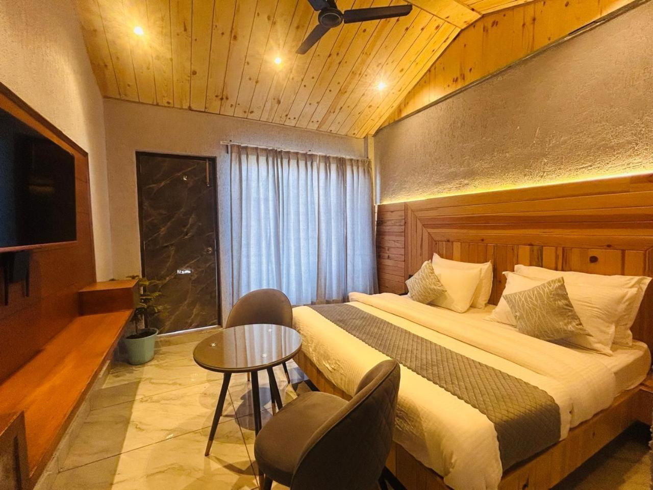 Living On The Edge A Luxury Stay Mussoorie Buitenkant foto