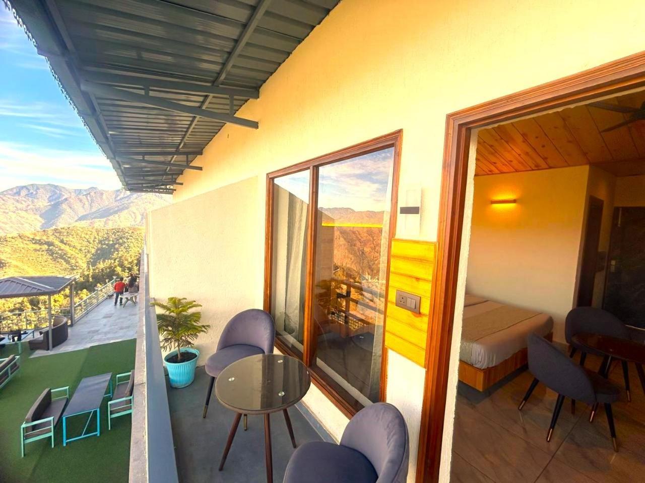 Living On The Edge A Luxury Stay Mussoorie Buitenkant foto