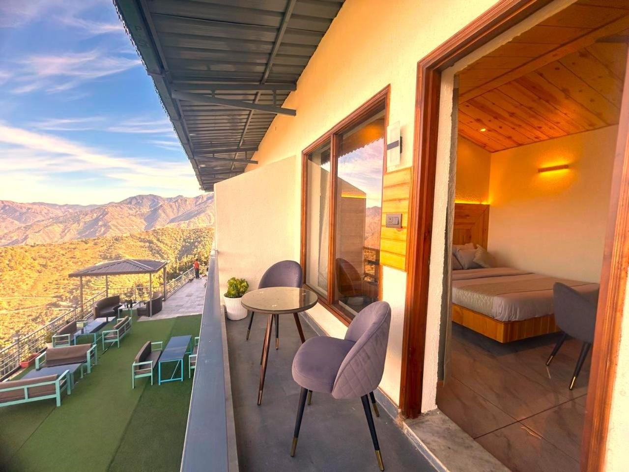 Living On The Edge A Luxury Stay Mussoorie Buitenkant foto